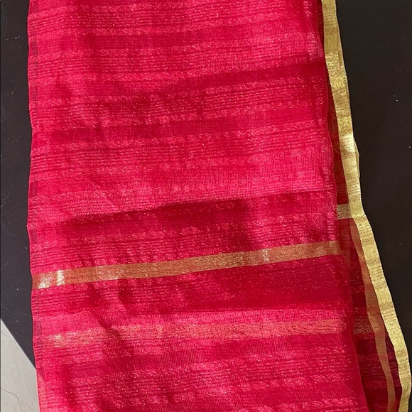 Red solid duppata with golden tasselled border - Picture 3 of 5